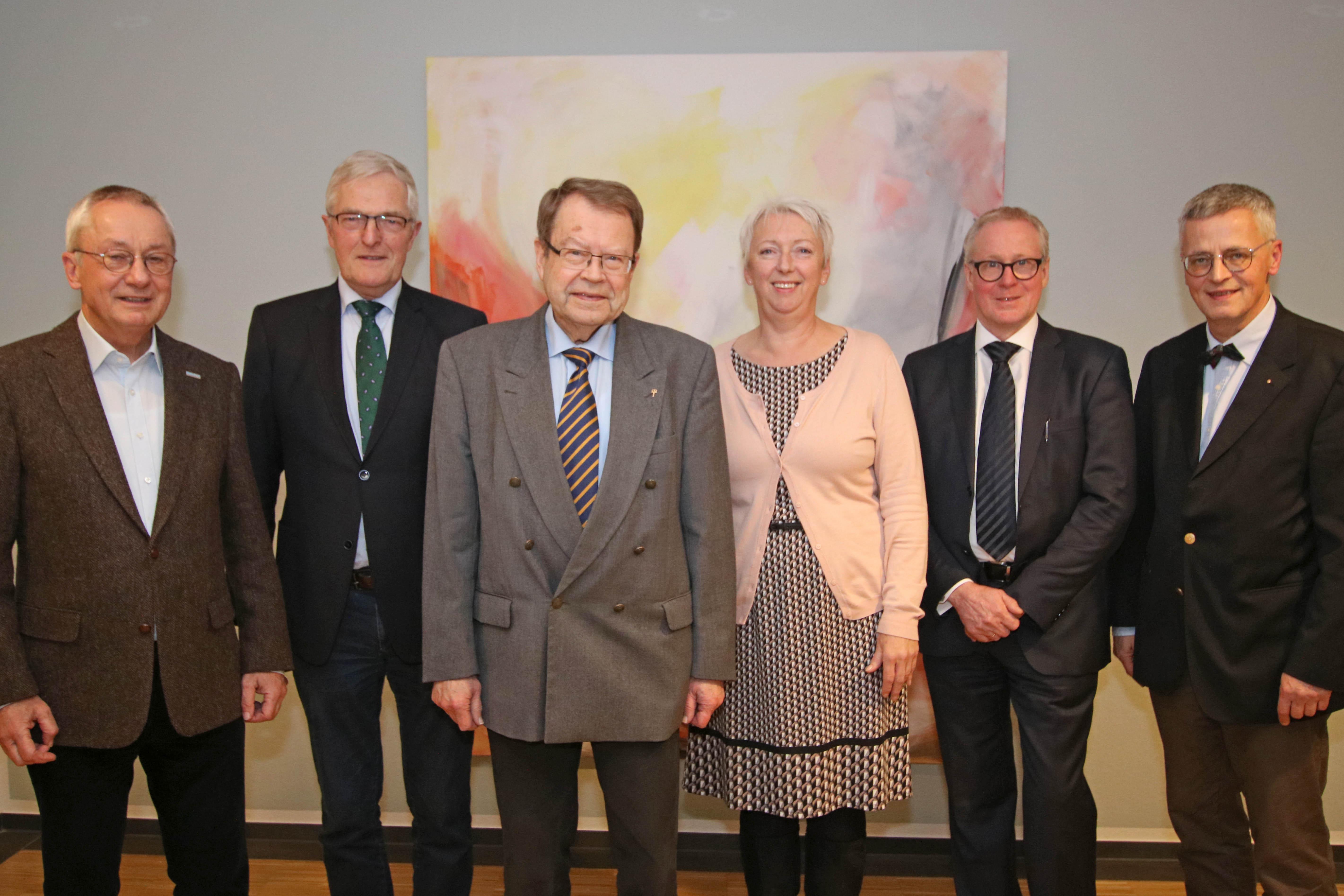 Aufsichtsrat Kronenkreuz Fricke Aufsichtsrat Kronenkreuz Fricke