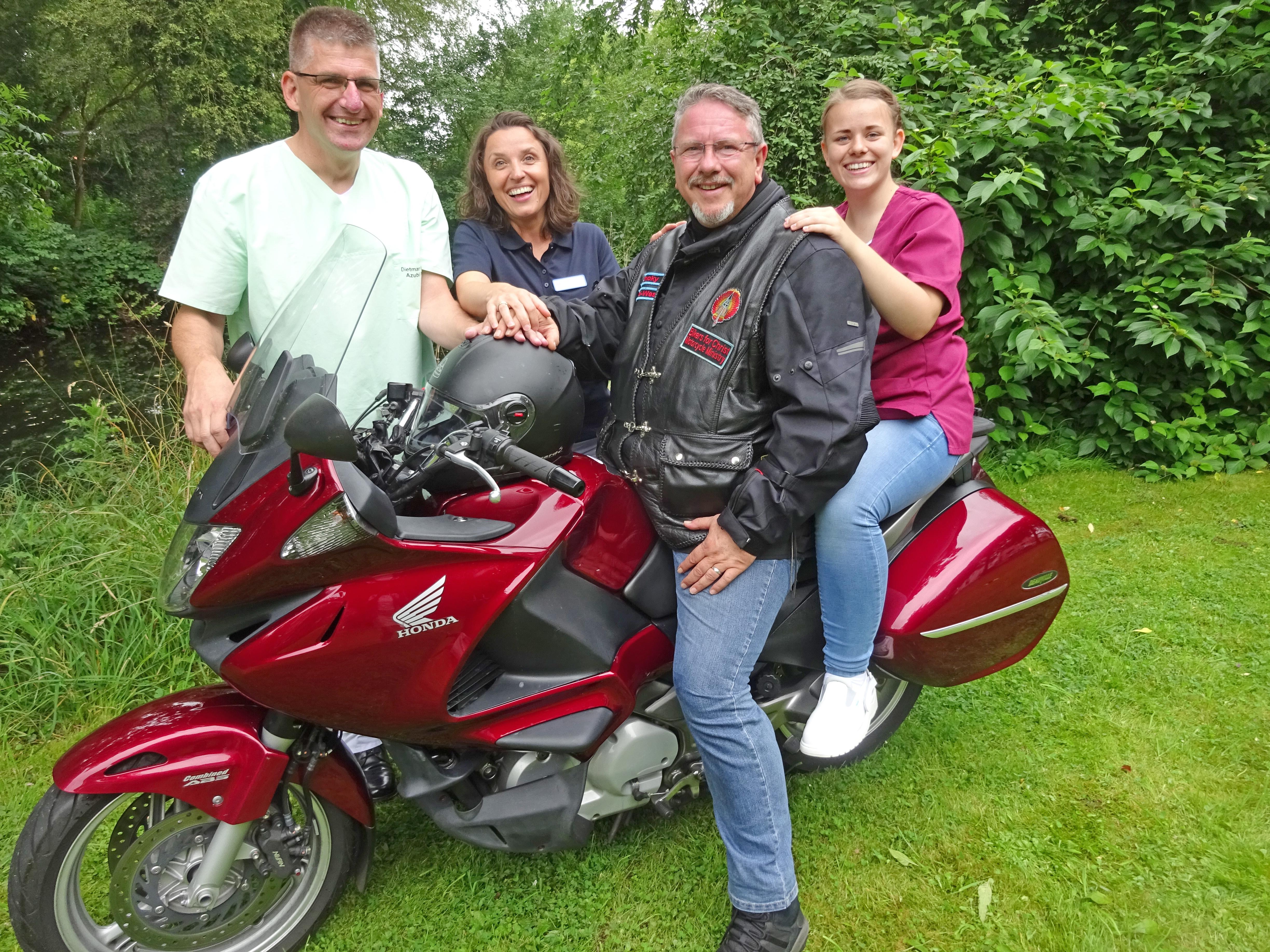 Biker Meets Altenpflege1 Biker Meets Altenpflege1