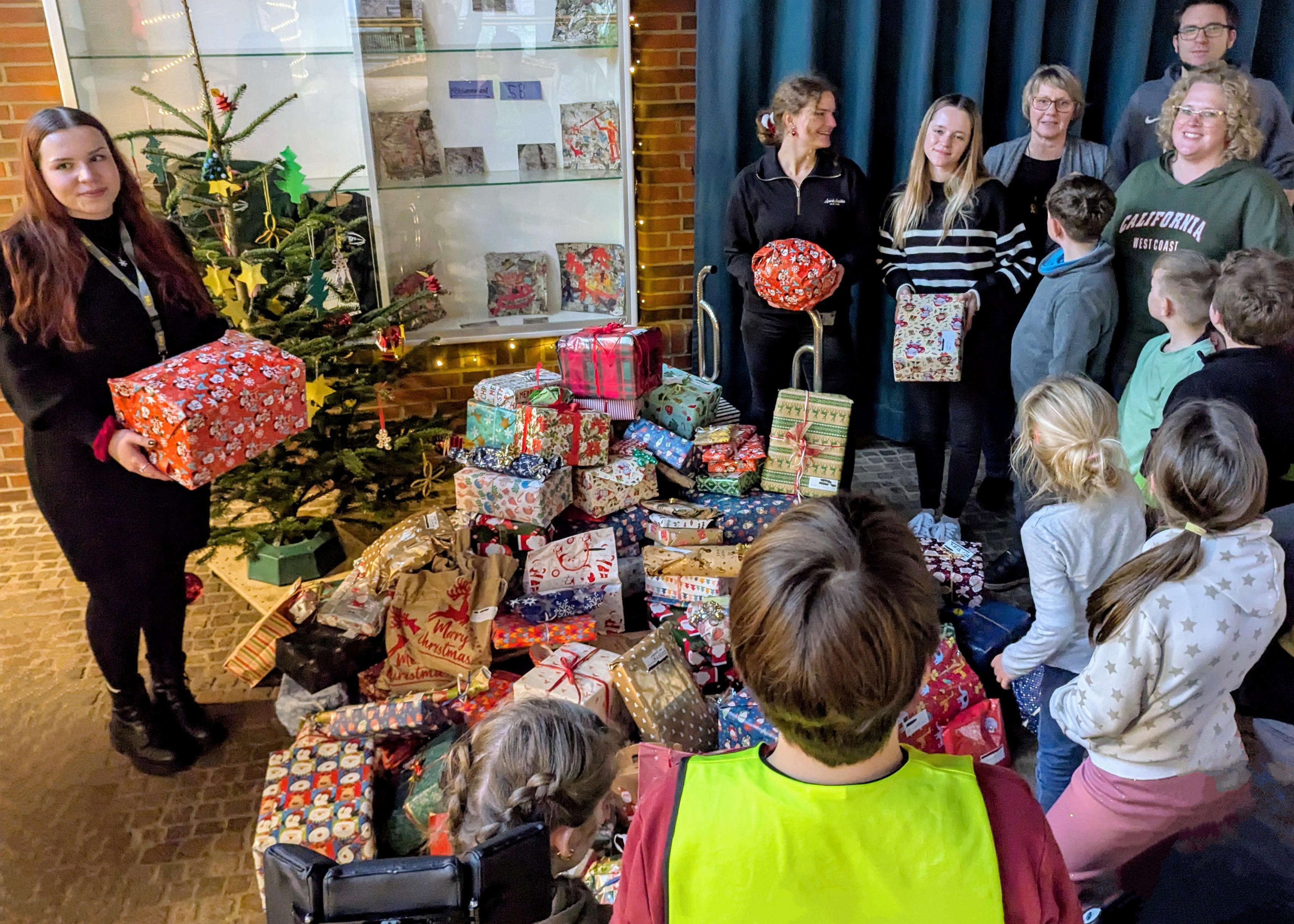 Vorweihnachtliche Überraschung in der Tagesstätte Borchersweg